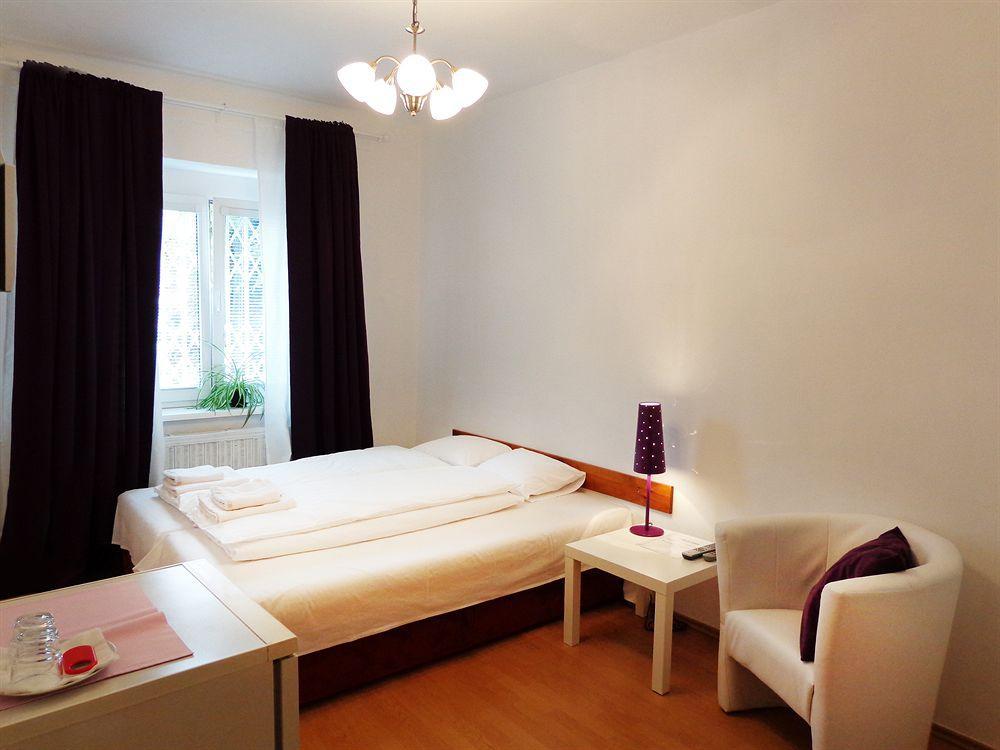 Nika Pensjonat Praga